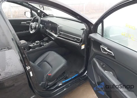 2023 Kia Sportage Hybrid Ex z USA, uszkodzony, nr VIN KNDPVCAG2P7067116